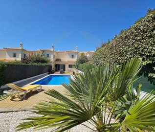 1654-656833-78d1f4f8b6655591b02d22fabb36a692d