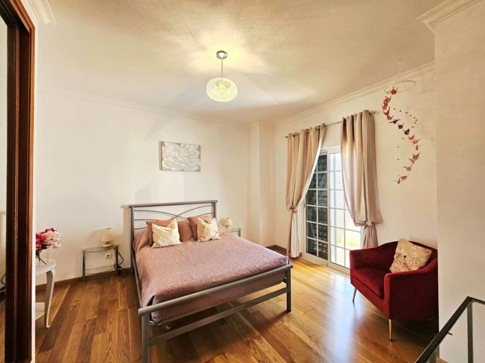 Image No.8-3 Bed Villa for sale