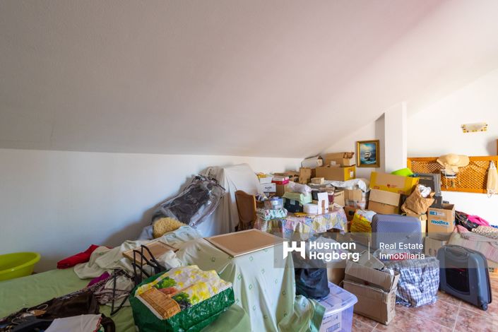 Image No.20-4 Bed Apartment for sale