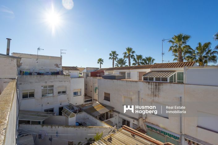 Image No.22-4 Bed Apartment for sale