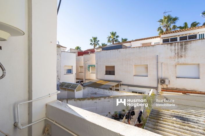 Image No.24-4 Bed Apartment for sale