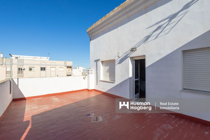 Image No.4-4 Bed Apartment for sale