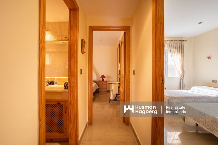 Image No.15-3 Bed Villa for sale