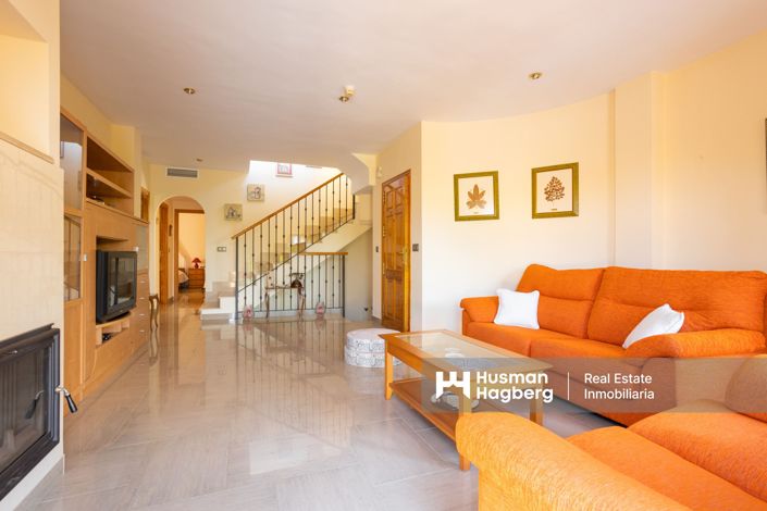 Image No.9-3 Bed Villa for sale