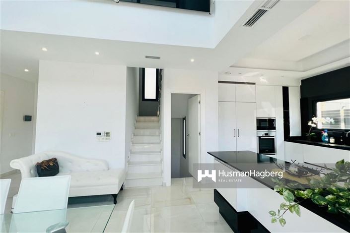 Image No.6-Villa de 4 chambres à vendre à Torrevieja