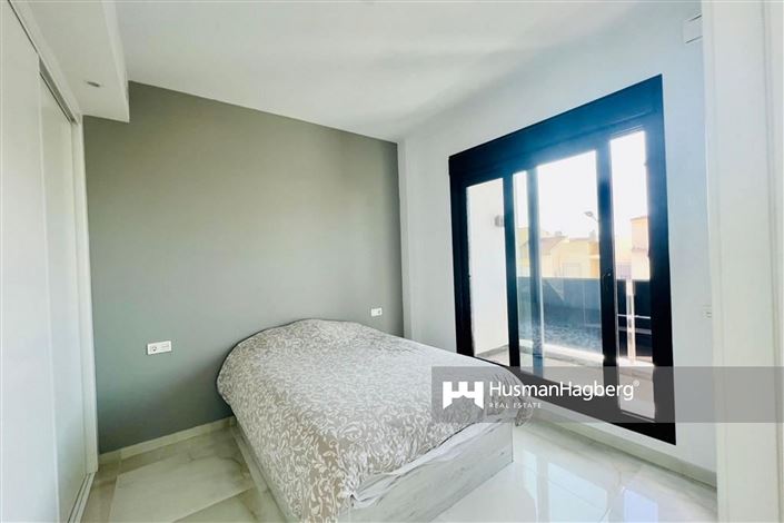 Image No.7-Villa de 4 chambres à vendre à Torrevieja