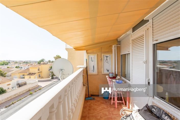 Image No.27-4 Bed Property for sale