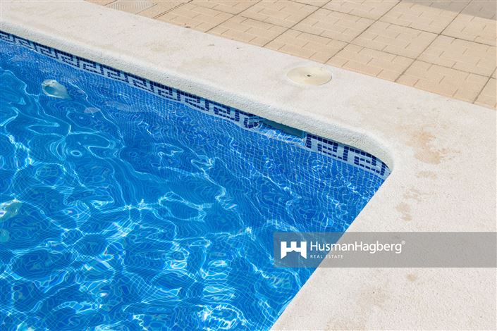 Image No.32-4 Bed Property for sale