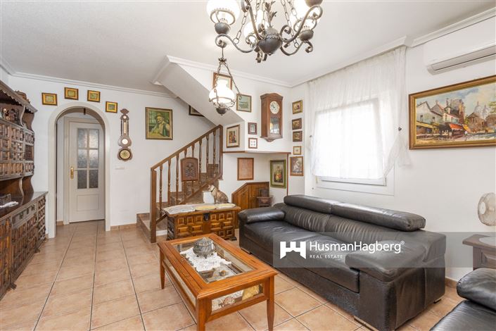 Image No.9-4 Bed Property for sale