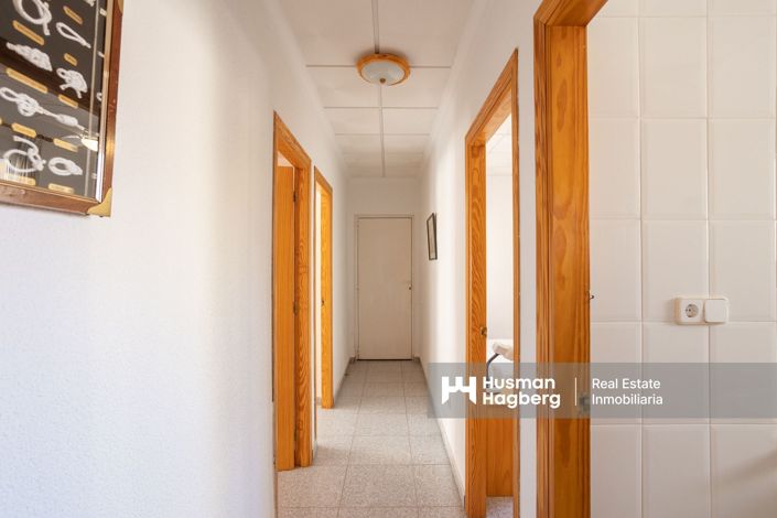 Image No.15-4 Bed Villa for sale