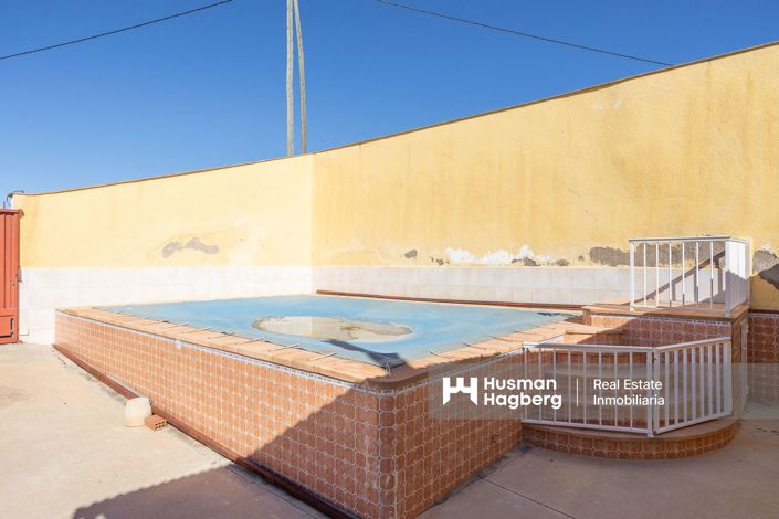 Image No.28-4 Bed Villa for sale