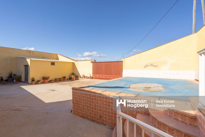 Image No.29-4 Bed Villa for sale