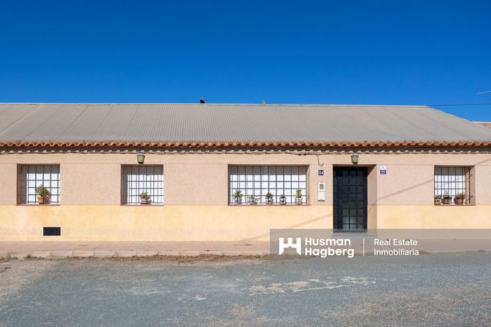 Image No.35-4 Bed Villa for sale