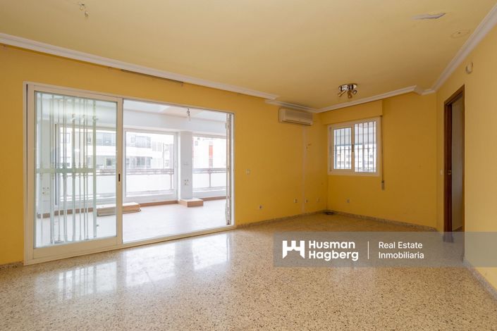 Image No.11-3 Bed Apartment for sale