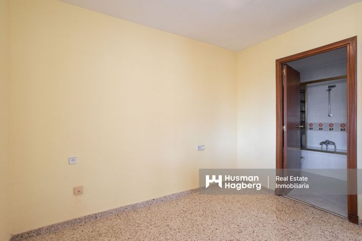 Image No.16-3 Bed Apartment for sale