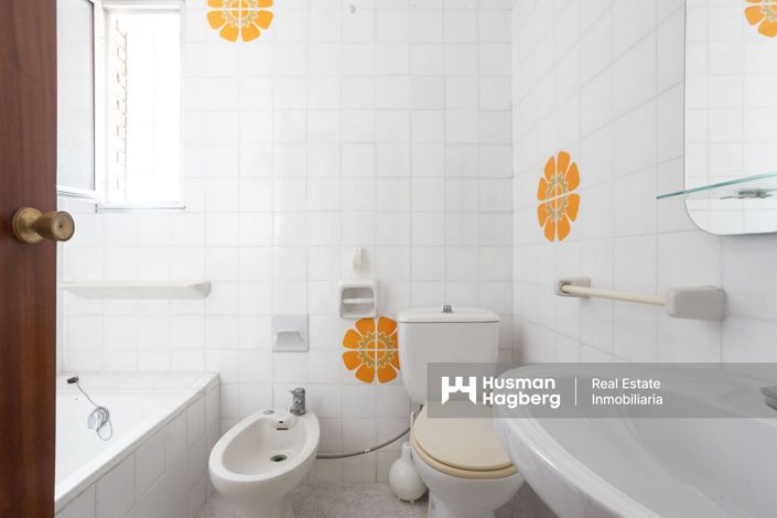 Image No.20-3 Bed Apartment for sale