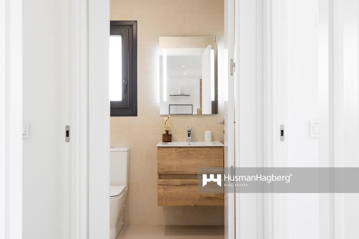 Image No.12-3 Bed Apartment for sale