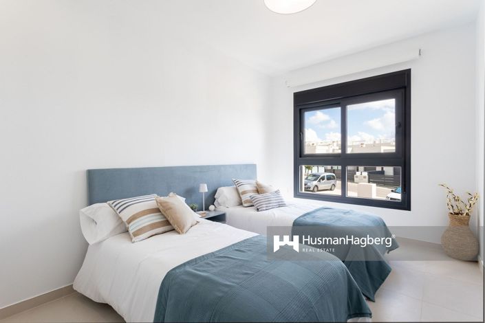 Image No.14-3 Bed Apartment for sale