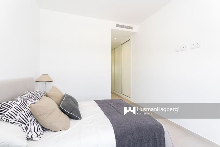 Image No.18-3 Bed Apartment for sale