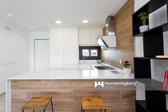 Image No.9-3 Bed Apartment for sale