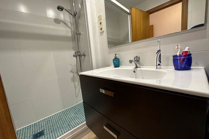 Image No.14-2 Bed Apartment for sale