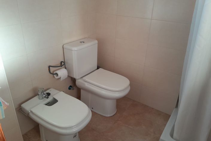 Image No.18-4 Bed Apartment for sale