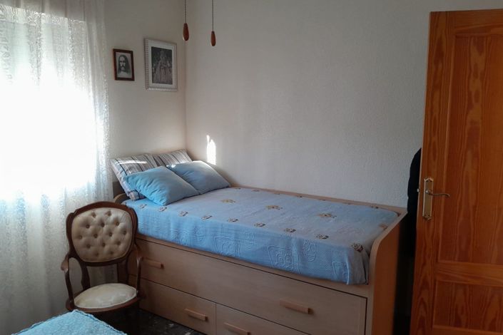 Image No.20-4 Bed Apartment for sale