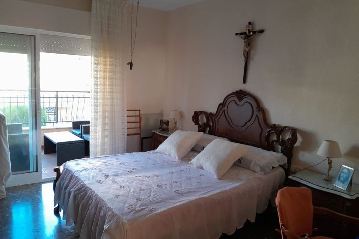 Image No.8-4 Bed Apartment for sale