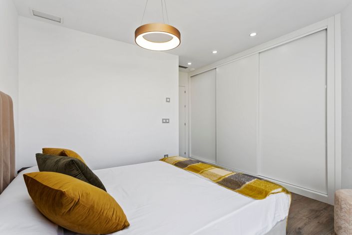 Image No.19-3 Bed Villa for sale