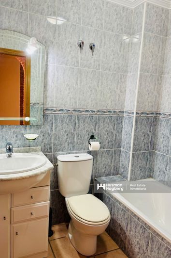 Image No.14-3 Bed Townhouse for sale