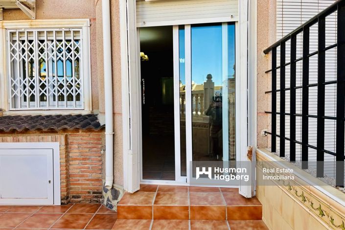 Image No.20-3 Bed Townhouse for sale