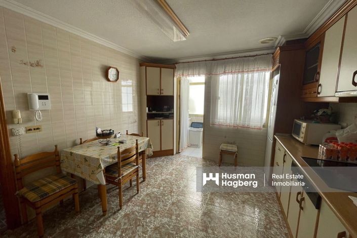 Image No.13-4 Bed Apartment for sale