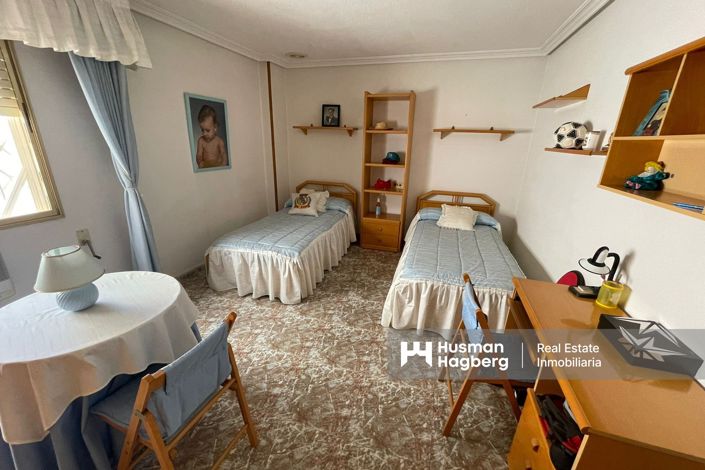 Image No.26-4 Bed Apartment for sale