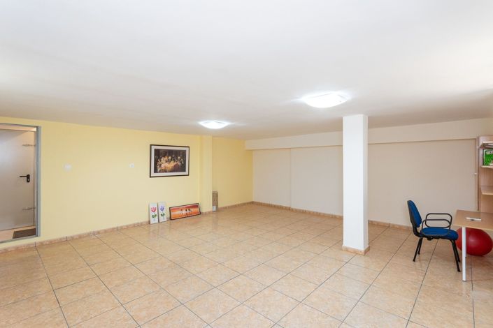 Image No.27-3 Bed Townhouse for sale