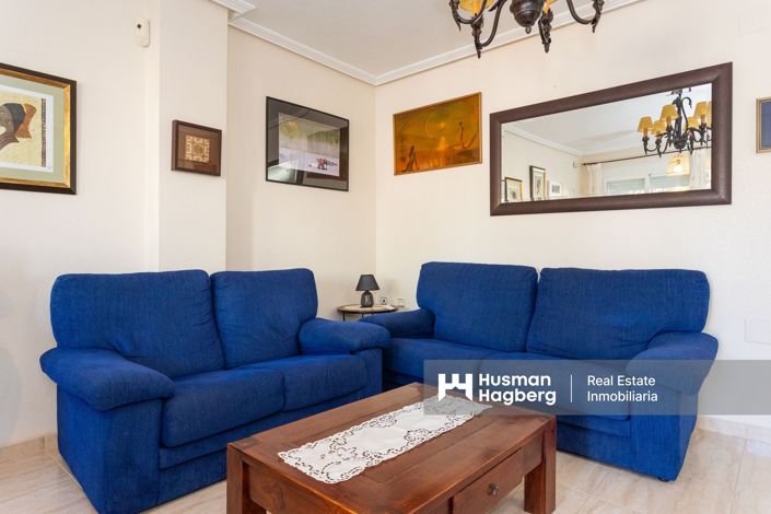 Image No.12-3 Bed Townhouse for sale