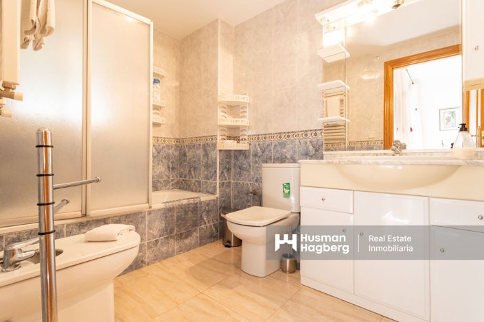 Image No.24-3 Bed Townhouse for sale