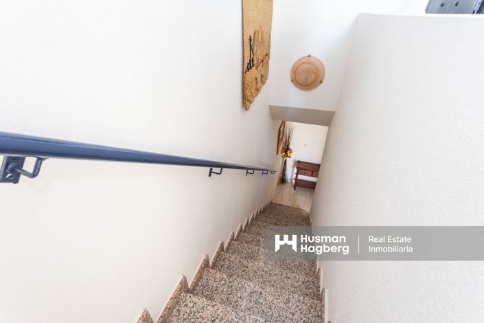 Image No.25-3 Bed Townhouse for sale