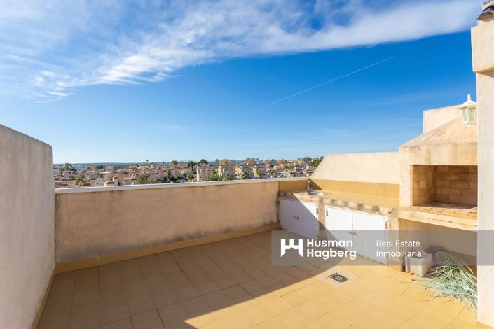 Image No.27-3 Bed Townhouse for sale