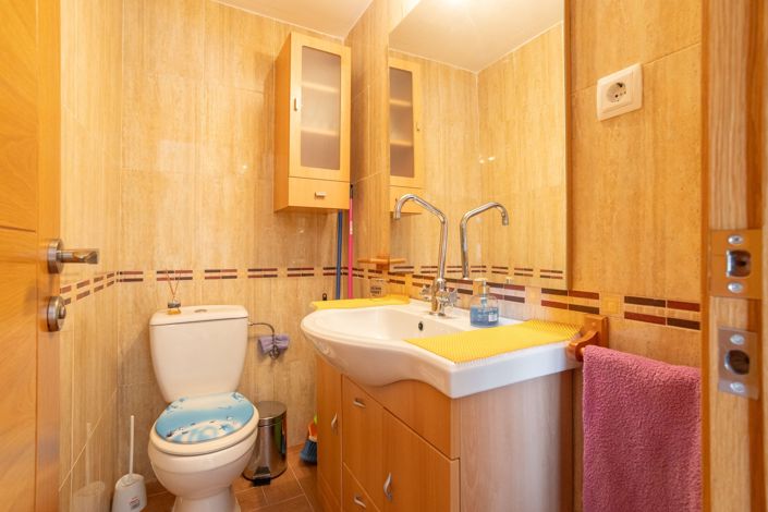 Image No.31-4 Bed Townhouse for sale