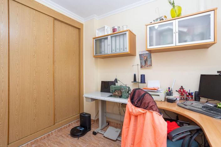 Image No.9-4 Bed Townhouse for sale