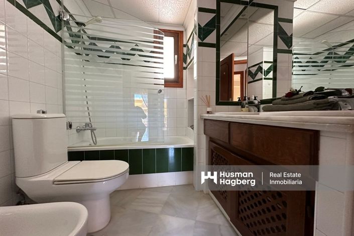 Image No.19-3 Bed Apartment for sale