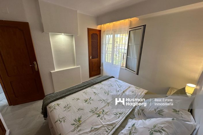 Image No.21-3 Bed Apartment for sale