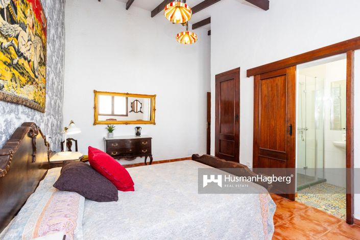 Image No.19-7 Bed Villa for sale