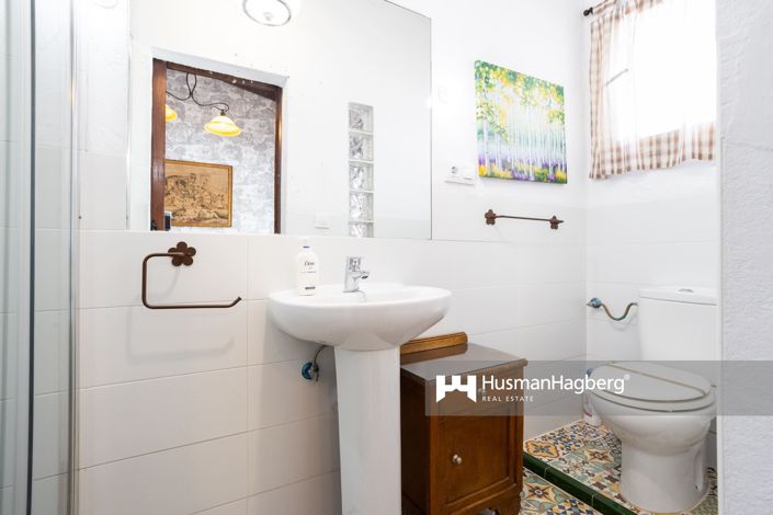 Image No.25-7 Bed Villa for sale