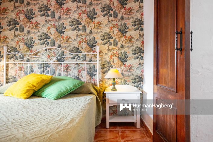 Image No.28-7 Bed Villa for sale