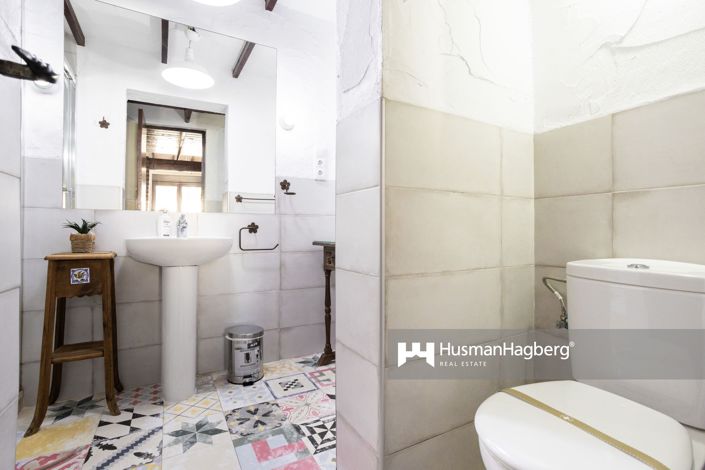 Image No.33-7 Bed Villa for sale