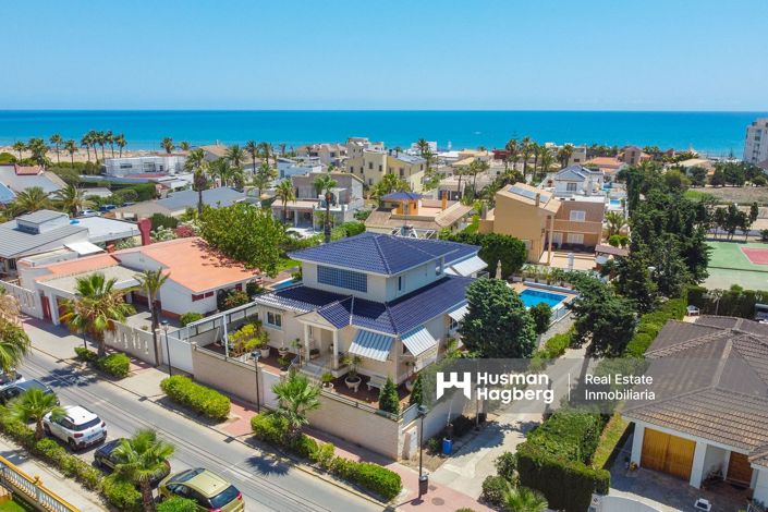 Image No.1-5 Bed Villa for sale