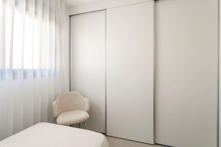 Image No.28-3 Bed Apartment for sale