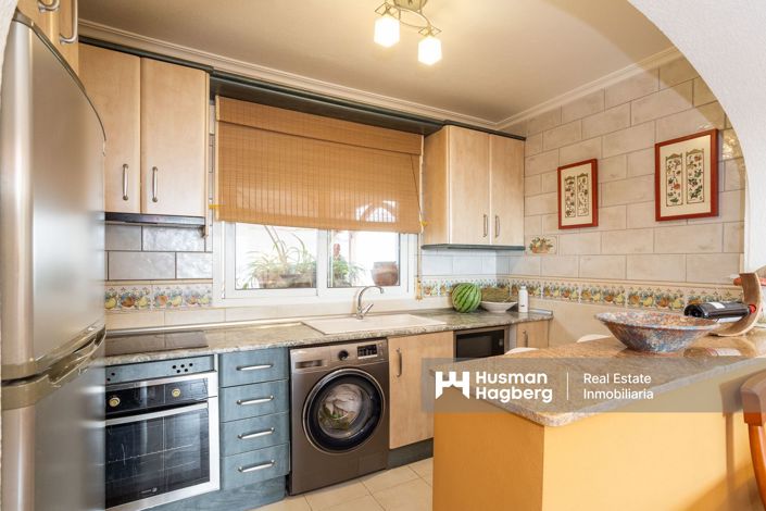 Image No.16-3 Bed Townhouse for sale