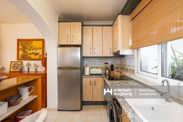 Image No.17-3 Bed Townhouse for sale